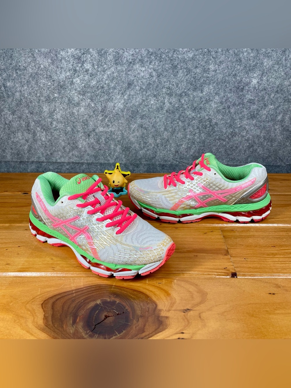 ASICS Gel-Nimbus 17 Womens Size 9 White Pink Green Athletic Running Shoes T557N
